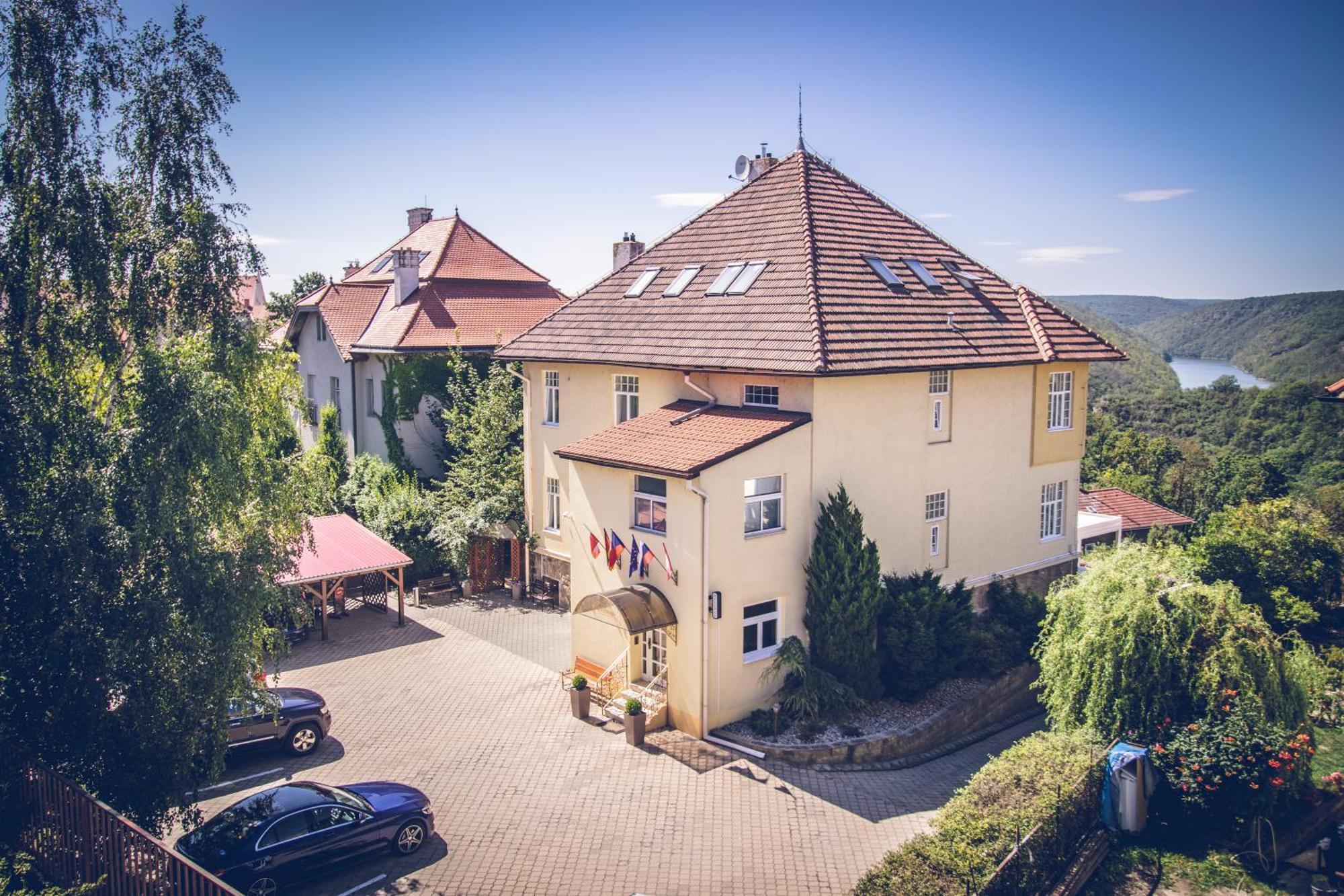 Hotel Katerina Znojmo Esterno foto